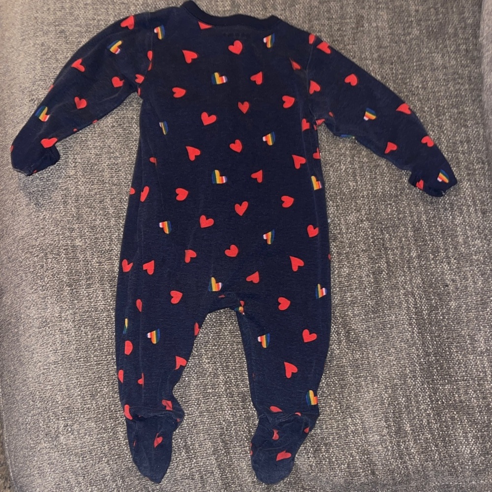 Old Navy Navy and Red Heart and Rainbow Baby Footie - Picture 2 of 3